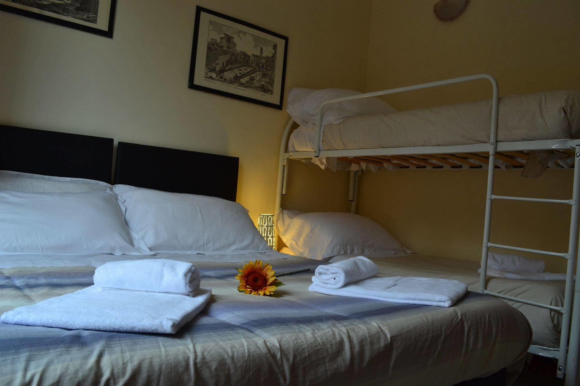 Bed and Breakfast Enjoy Roma Экстерьер фото